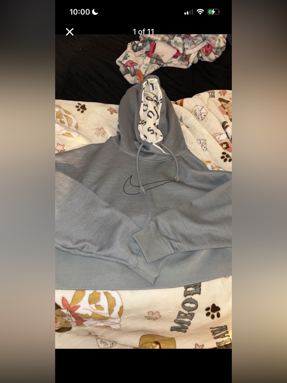 Woman’s sweats and hoodies